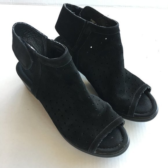 Steven by SM Phoebiey Perforated Peep-Toe Sandals - Picture 2 of 7